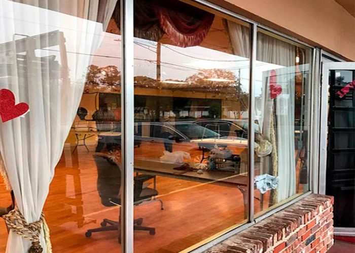 store-front-glass-1-12